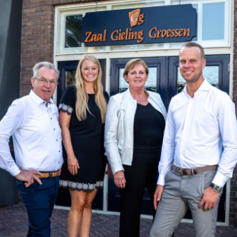 Foto van Elselien, Nick en Rob Gieling